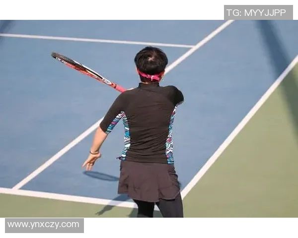 南京网球队在联赛积分榜上以60分稳居第一,展现强劲实力 南京网球队在联赛积分榜上以60分稳居第一,展现强劲实力