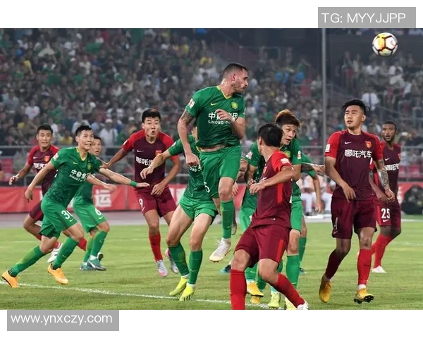 实拍国安与华夏精彩对决全景回顾球场热情瞬间尽在其中 实拍国安与华夏精彩对决全景回顾球场热情瞬间尽在其中