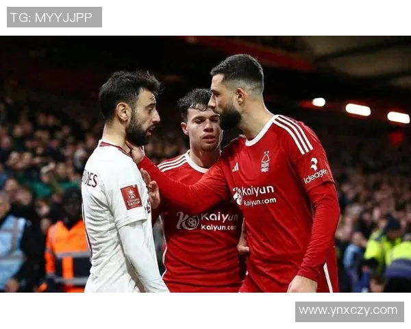 曼联与曼城激战英超巅峰对决谁能在这场德比中笑到最后