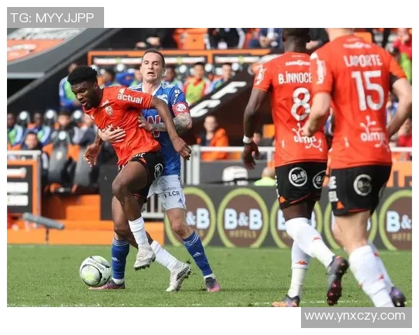 里昂与斯特拉斯堡的对决结果揭晓精彩瞬间回顾与分析 里昂与斯特拉斯堡的对决结果揭晓精彩瞬间回顾与分析