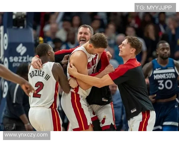 骑士与76人激战正酣双方争夺激烈比分悬念迭起