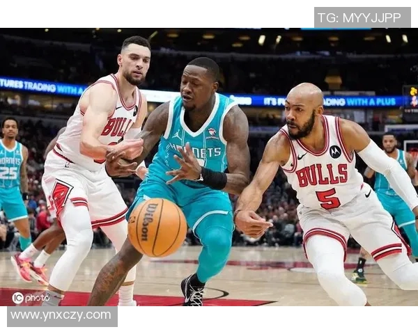 黄蜂与公牛精彩对决全场视频回顾及精彩瞬间分析