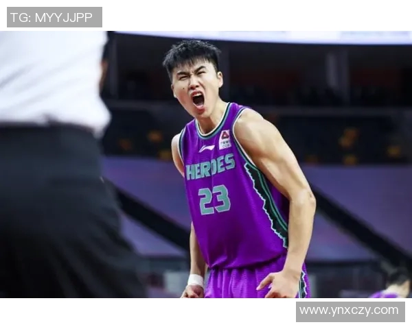 贾诚的成长之路：从平凡少年到卓越领袖的蜕变与奋斗历程