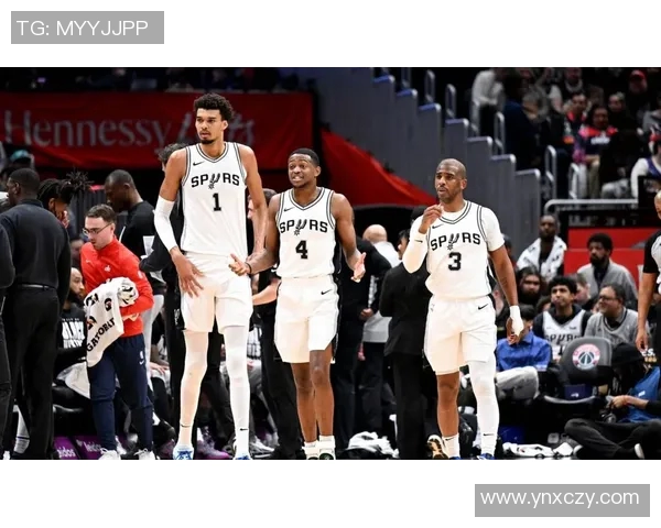 快船与马刺激战正酣2018年12月14日精彩回顾与赛后分析